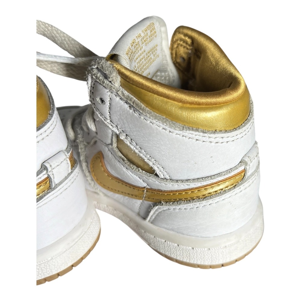 Nike Air Jordan 1 Retro High OG Metallic Gold White Toddler Shoes 7C FD2598-107 - Picture 10 of 12